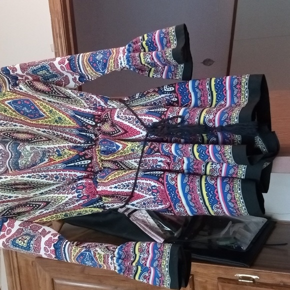 Romper - Picture 2 of 4